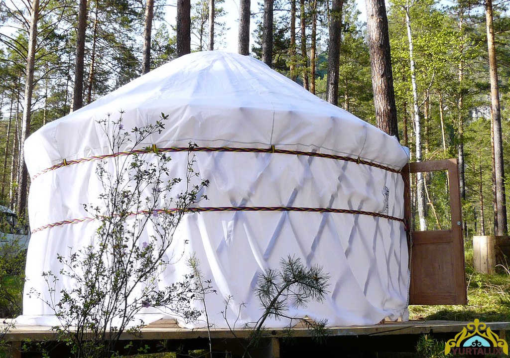 camping-yurt-08